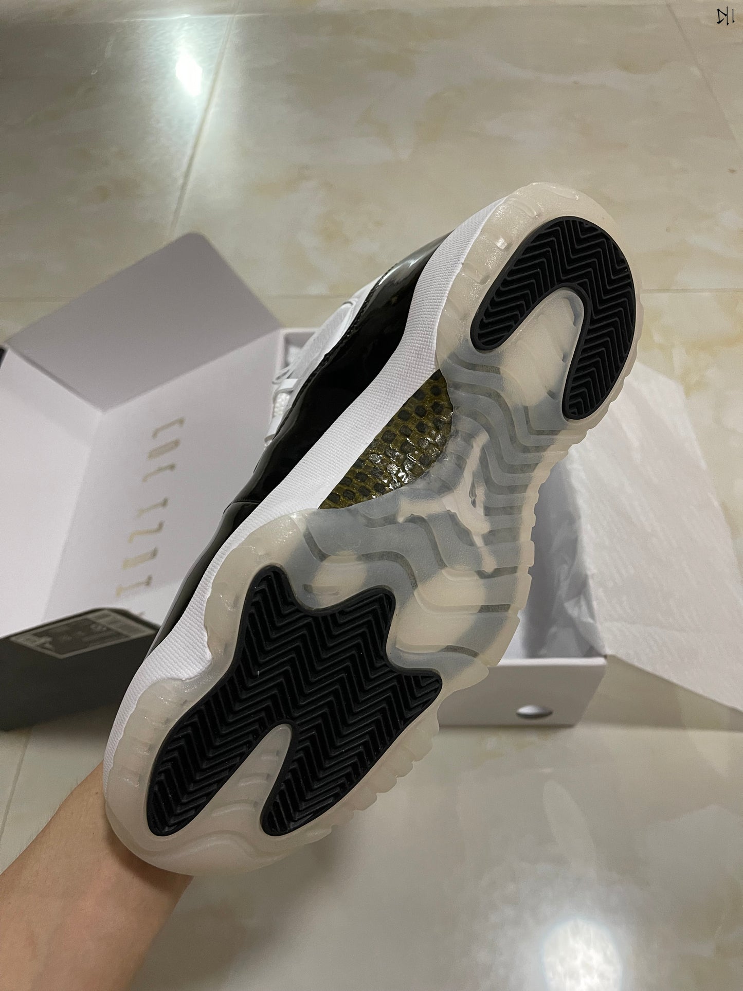 Jordan 11 DMP
