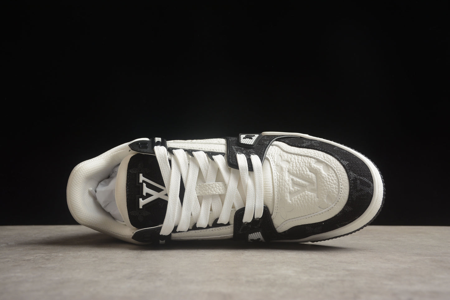 Louis Vuitton White Black