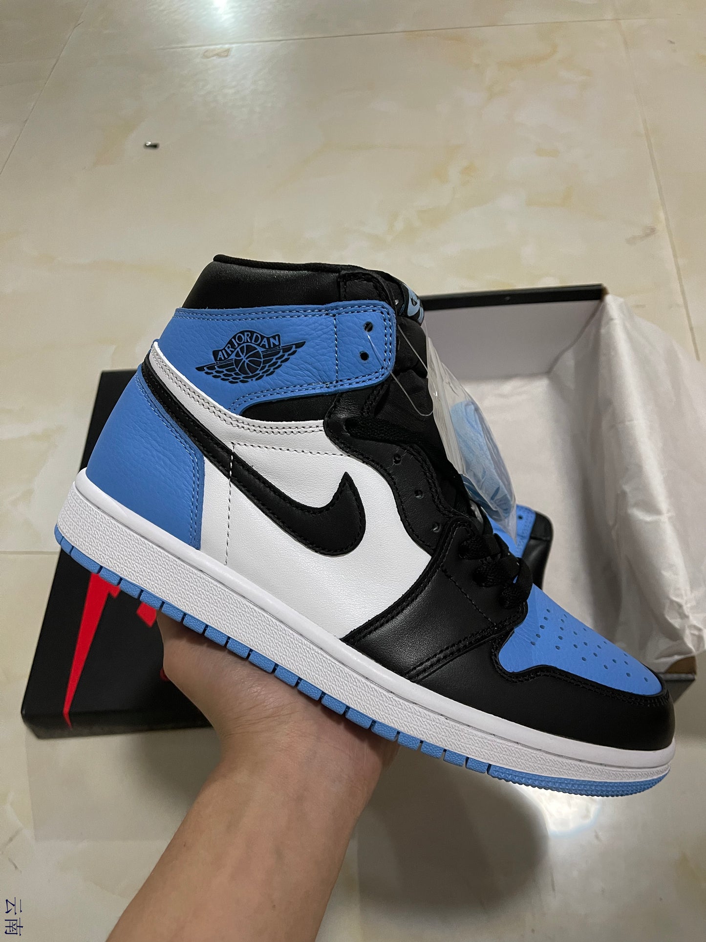 Jordan 1 High University Blue