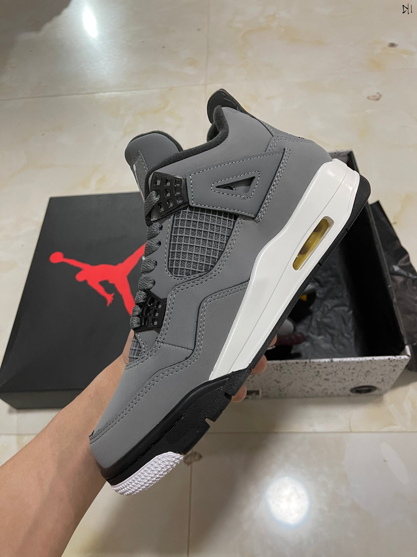 Jordan 4 Cool Grey