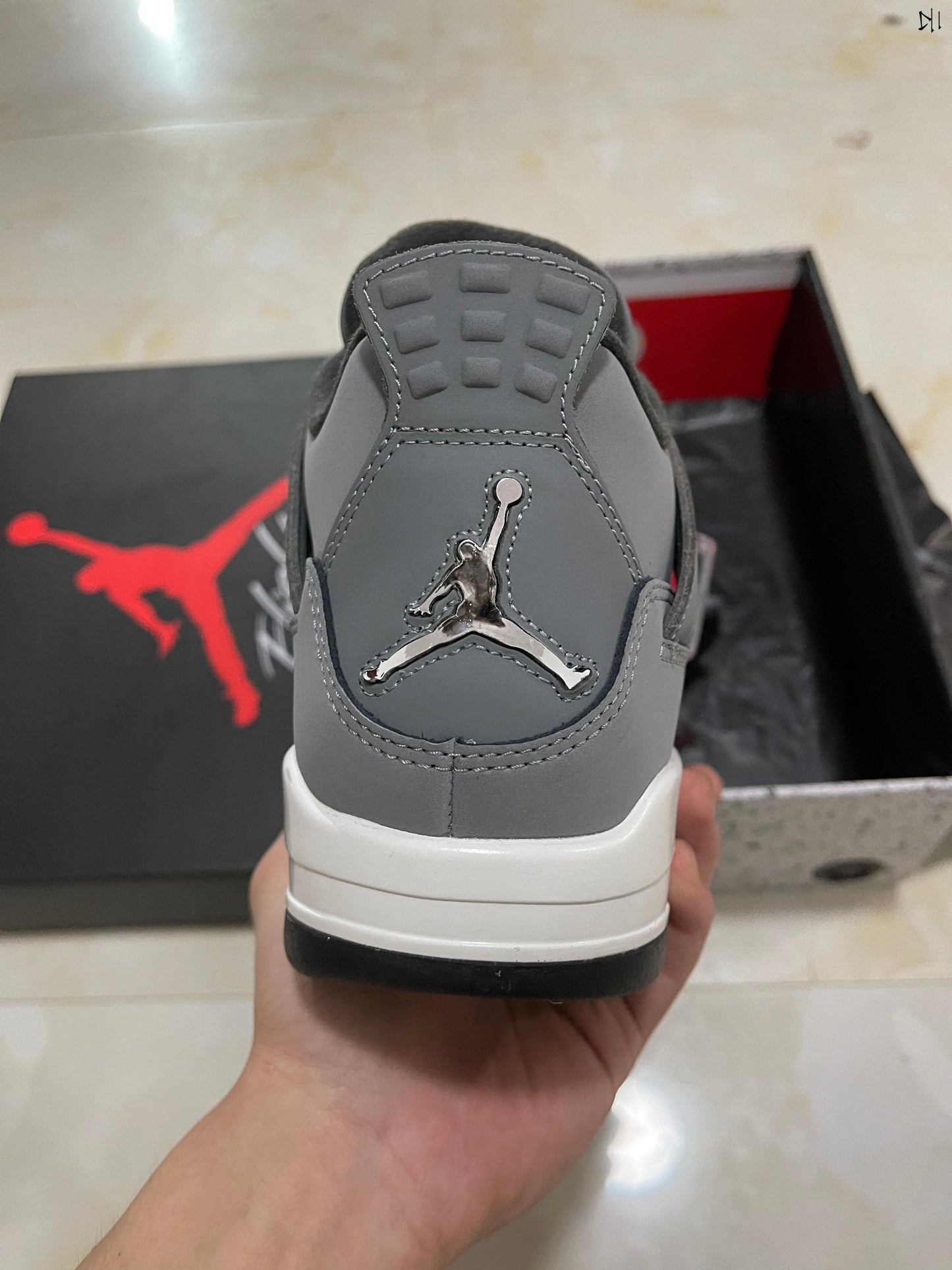 Jordan 4 Cool Grey
