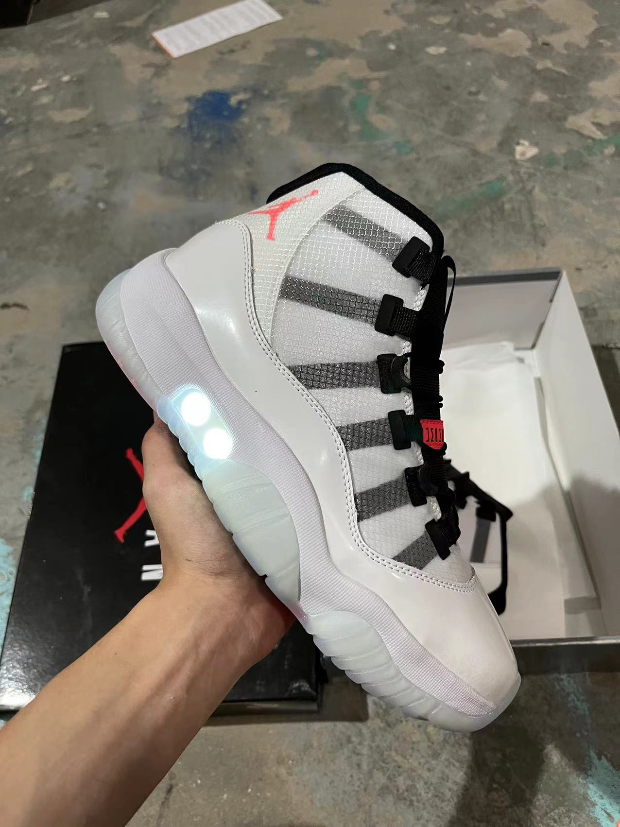 Jordan 11 Adapt black, white and red