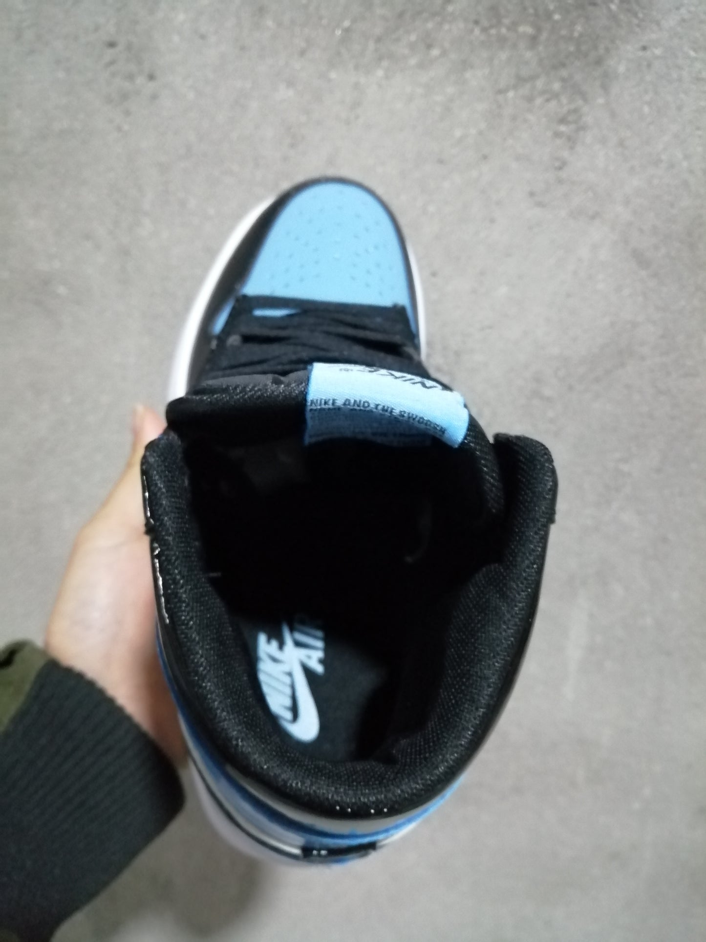 Jordan 1 Retro High UNC Patent