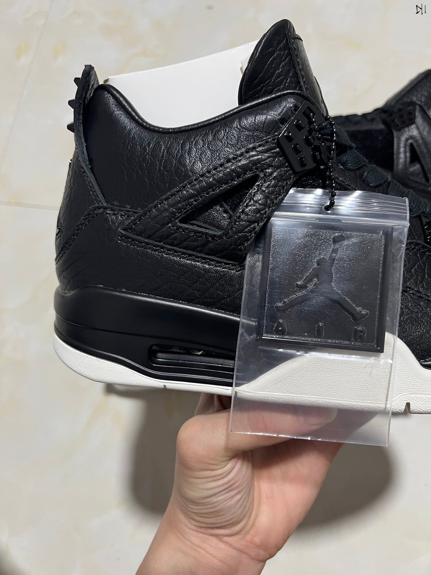 Jordan 4 Premium Black