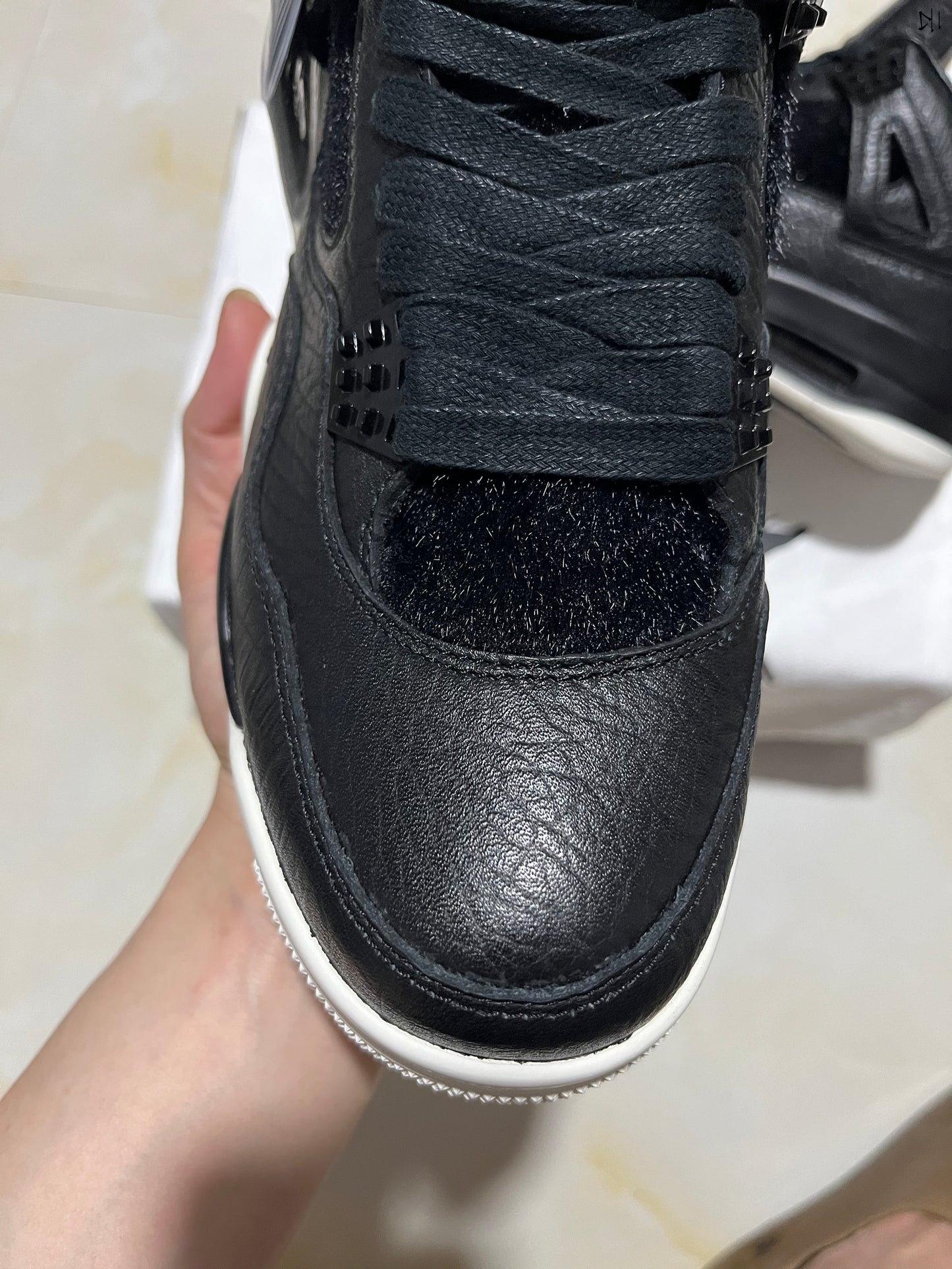 Jordan 4 Premium Black