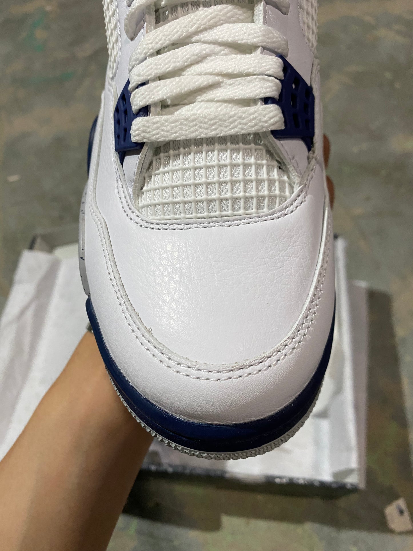 Jordan 4 Retro Midnight Navy