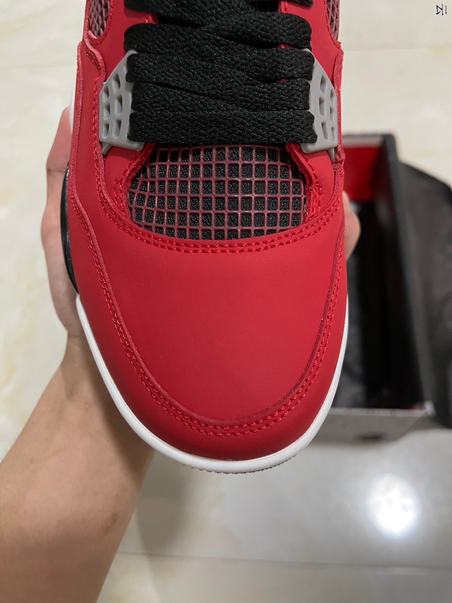 Jordan 4 Retro Toro Bravo