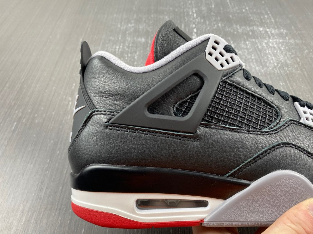 Jordan 4 Bred