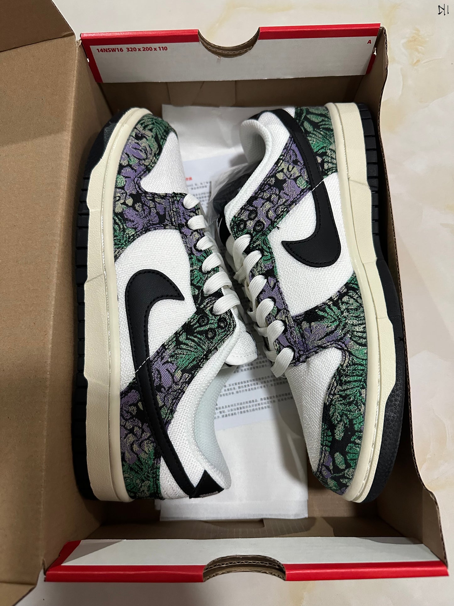 Dunk Low Floral Tapestry