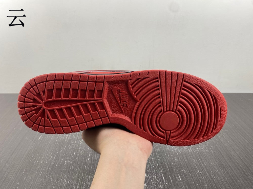 Dunk Low Red Lobster