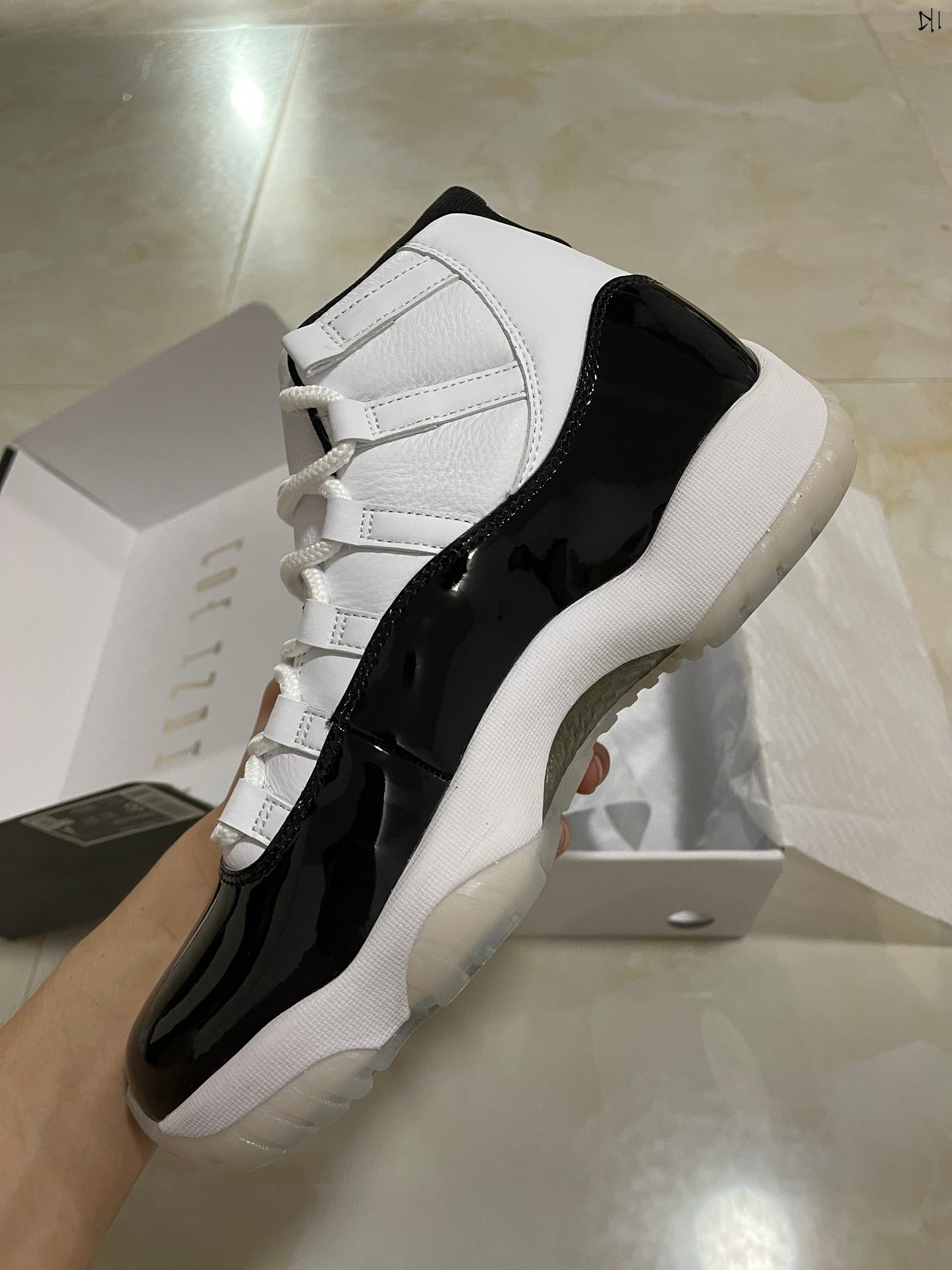 Jordan 11 DMP