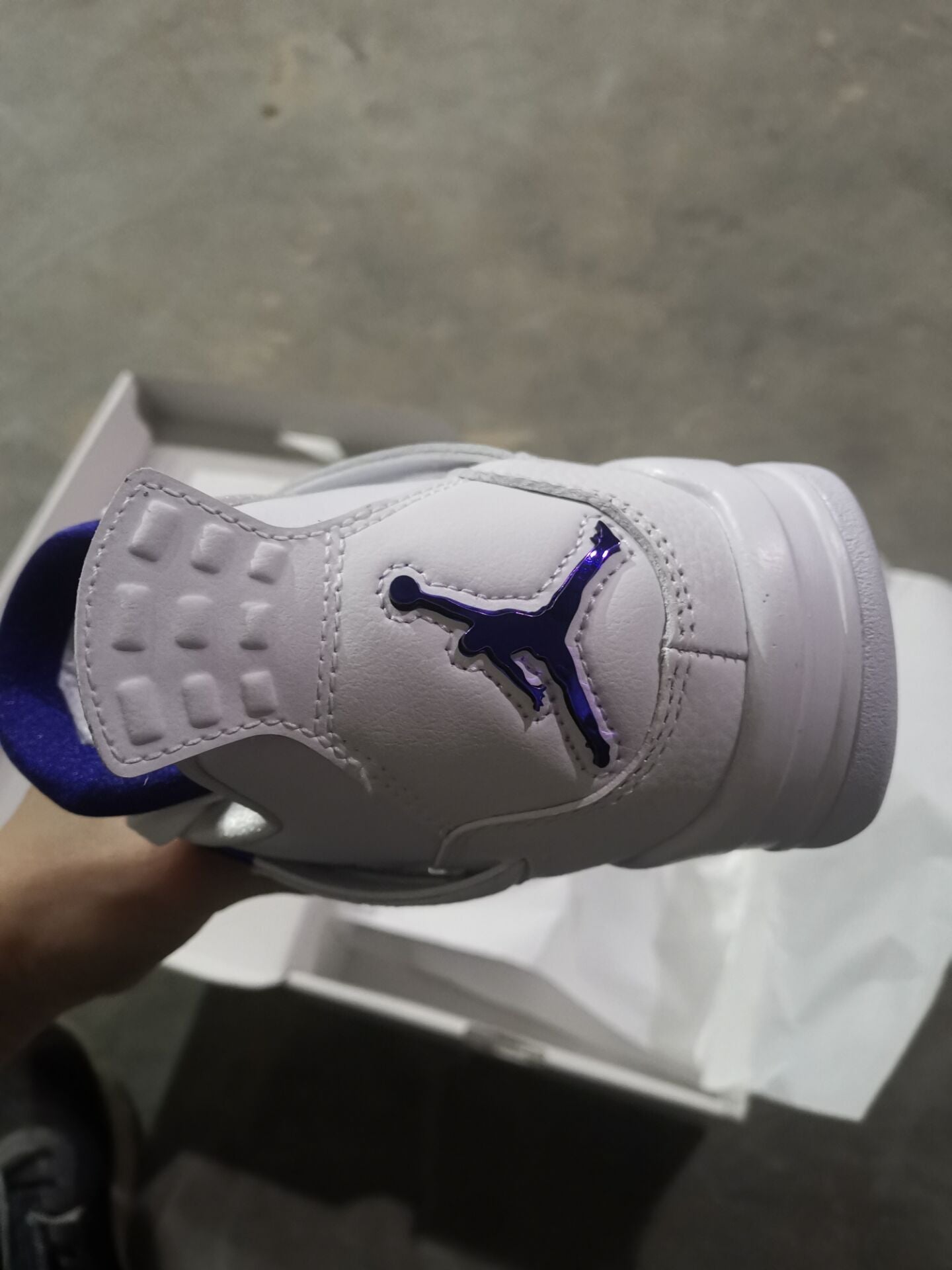 Jordan 4 Metallic Purple