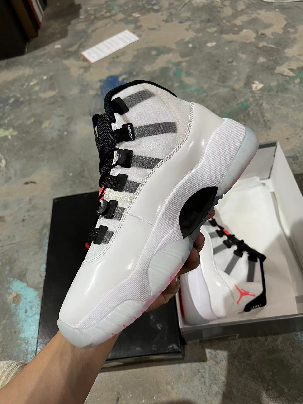 Jordan 11 Adapt black, white and red