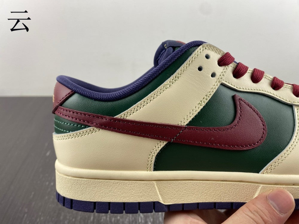 Dunk Low Retro Fir Green