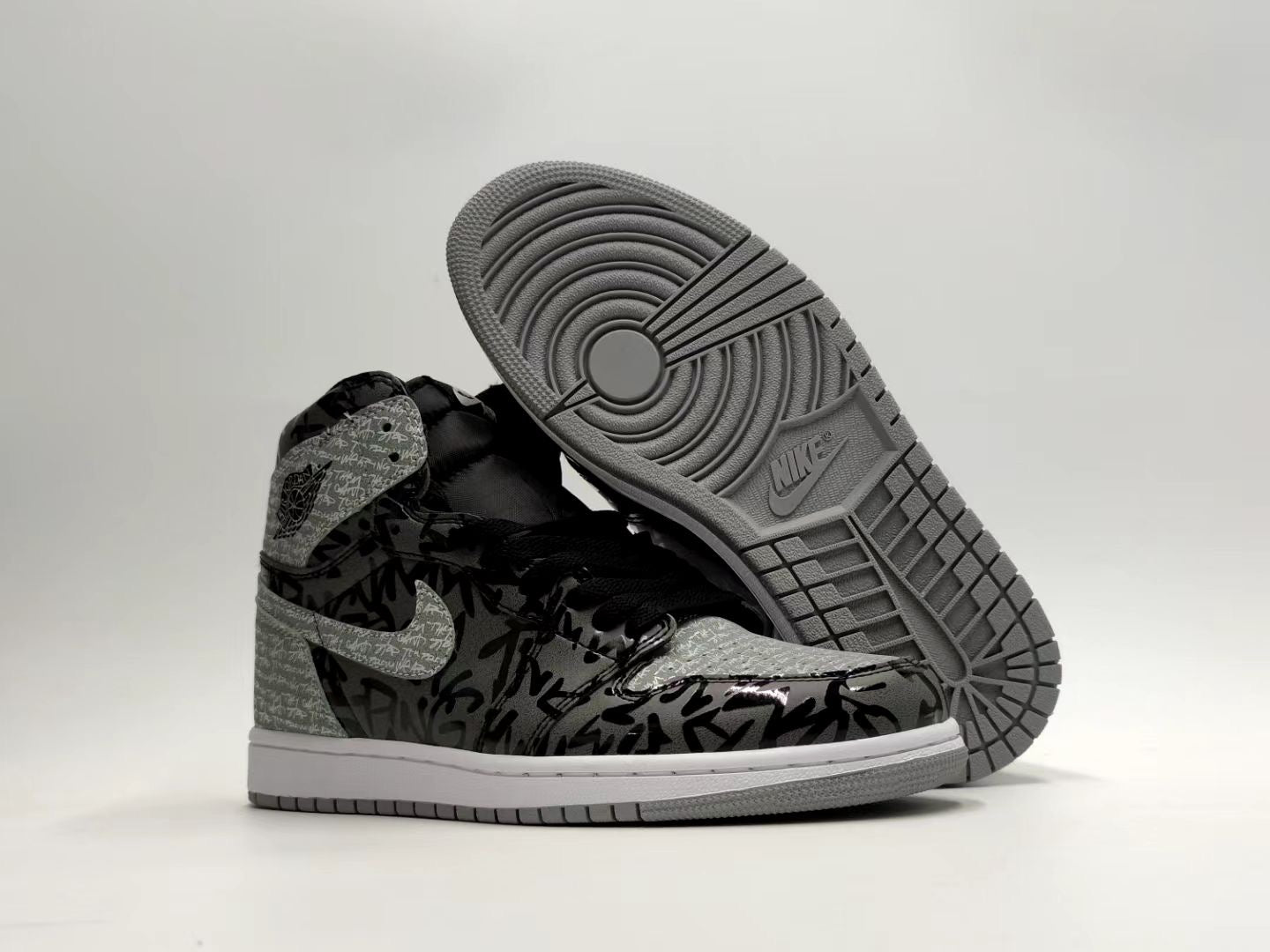 Jordan 1 Retro High OG Rebellionaire